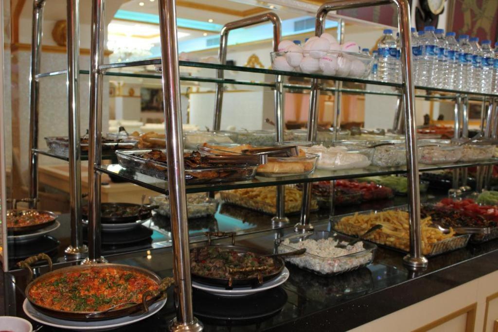 Hotel Genatsvale Batumi Luaran gambar
