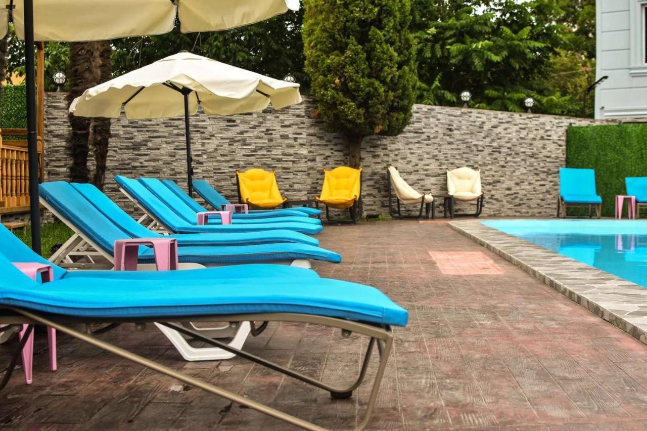 Hotel Genatsvale Batumi Luaran gambar