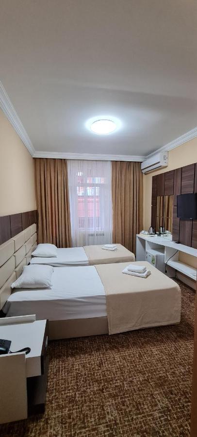 Hotel Genatsvale Batumi Luaran gambar