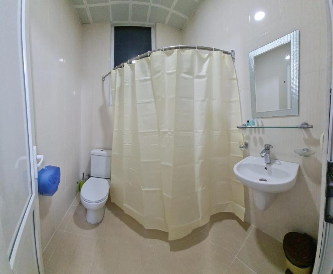 Hotel Genatsvale Batumi Luaran gambar